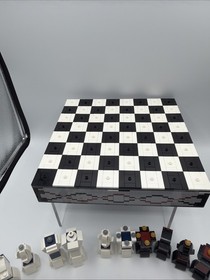 Lego 40174 Iconic Chess & Checkers Set Incomplete