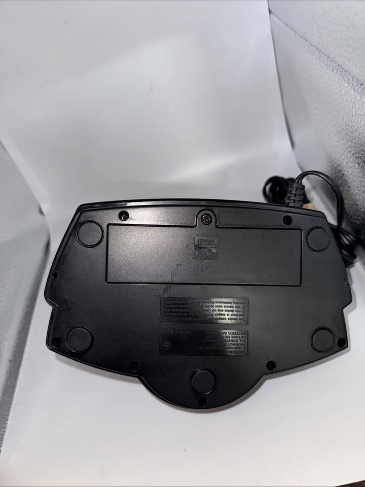 Space Invaders Arcade Game 5-in-1 Plug n Play TV (Radica, 2003) Tested Works - Image 4 of 4