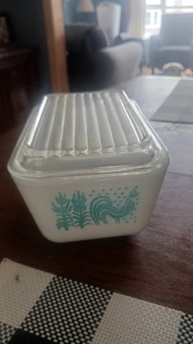 Vintage Pyrex Butterprint Refrigerator Dish 503