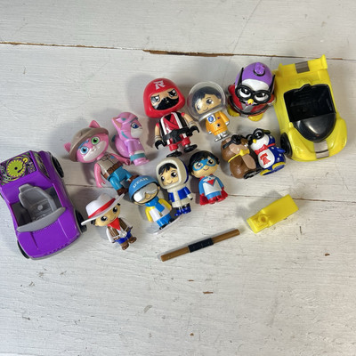Ryan's World 2'' Mini Characters Figures Toys Lot Of 14