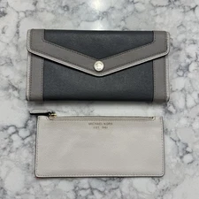 Michael Kors Gray Billfold Wallet EUC Coin Purse Insert