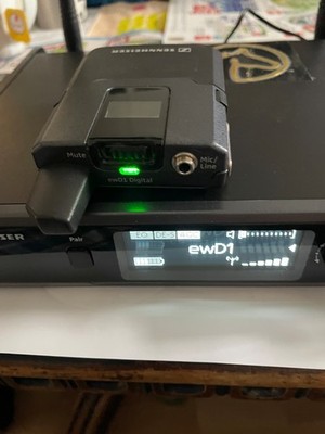Sennheiser EW-D1+ SK - D1  TascheSender Sehr Gut zustand+  Rackseinbaut Kit