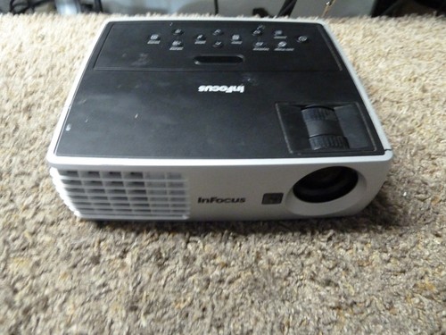 InFocus IN1100 DLP Projector for parts 