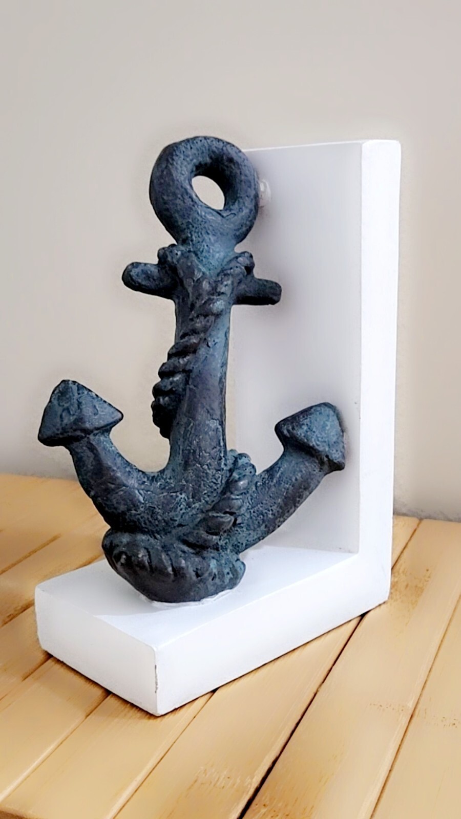 Secure Boat Anchor for Safe Mooring