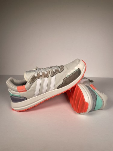 adidas retrorun trainers