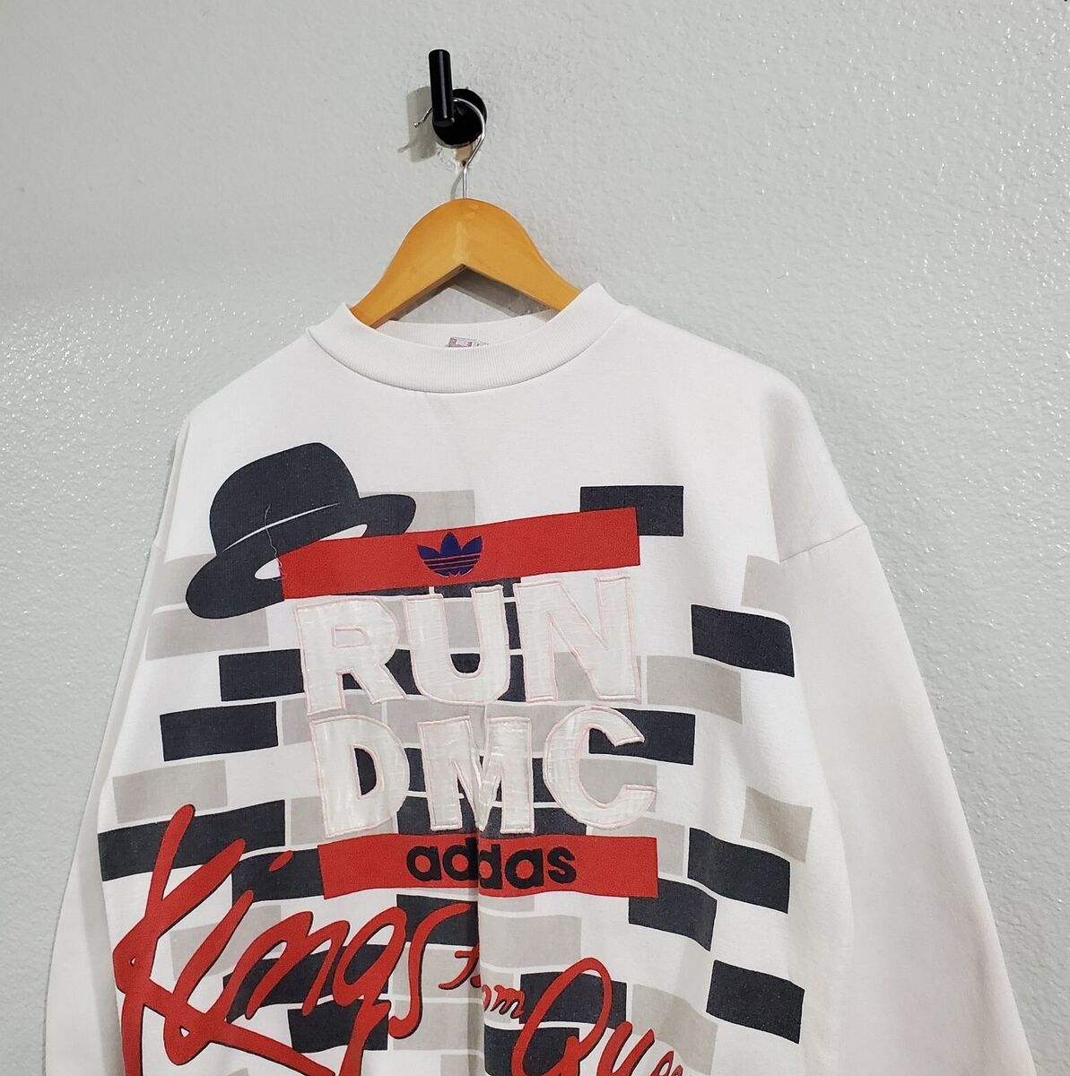 Vintage 80s Adidas Run DMC Sweatshirt Men's Size Medium Hip Vintage 80s Adidas Run DMC Sweatshirt Men's Size Medium Hip