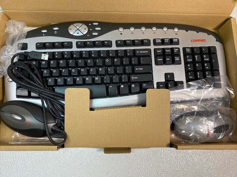 Compaq Windows Wireless Keyboard & Optical Mouse Model CPQ165KB NEW - Image 4 of 4