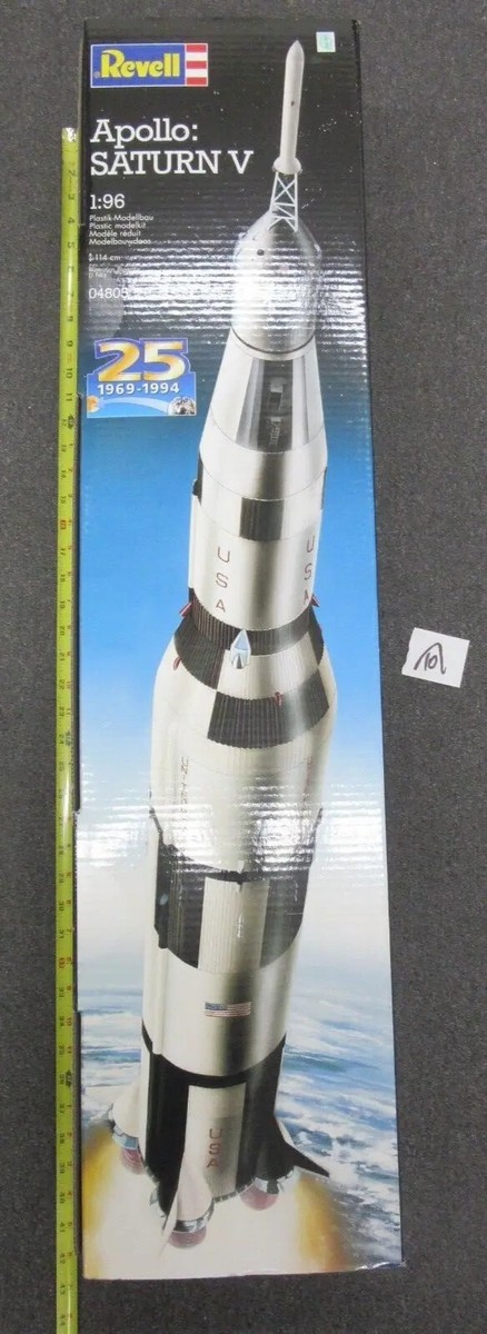 レベル 1/96 　アポロサターンV型　Revell　ハセガワ Amazon | ドイツレベル(Revell) 1/96 アポロ 11 サターンV