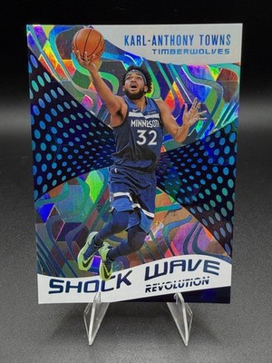 2020-21 Revolution Shock Wave Karl-Anthony Towns Cubic /50 Knicks Champion