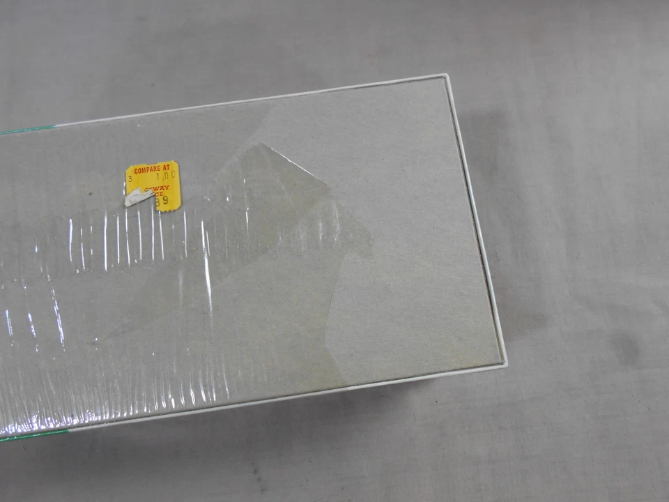 Pyro 1952 Chevy Fas-Back/Custom Wagon Double Kit From The 1960's 1/32 SEALED - Image 2 of 2