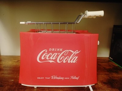 Nostalgia Coca-Cola Vintage Red 2-Slice Toaster 