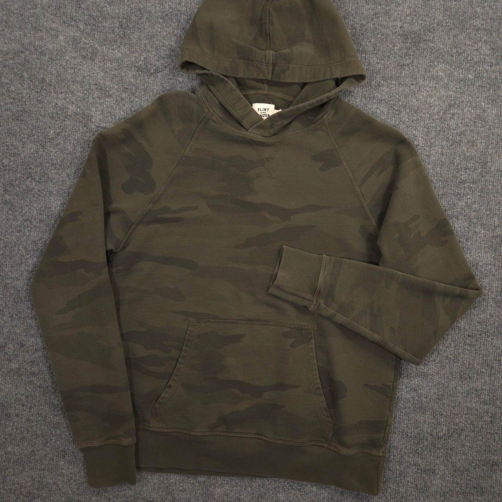 Huckberry Flint and Tinder Hoodie Mens M Camo French Terry Pullover Made In USA
