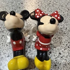 Mickey And Minnie Salt And Pepper Shakers see note