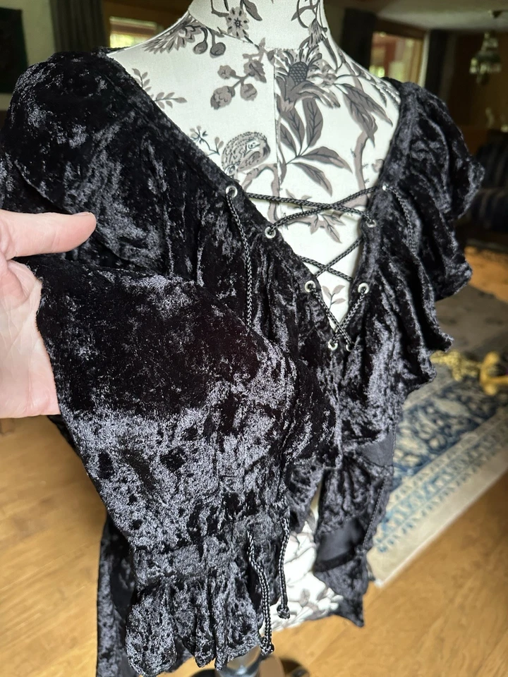 Romantic Poetess Dress Like A Pirate Crushed Velvet Top L - Image 3 of 4