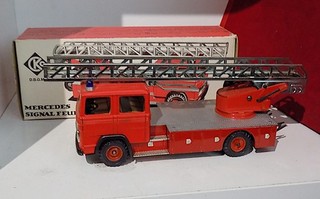 Motore antincendio Mercedes frizione in latta vintage con scala CKO 439 W. Germania. VGiB