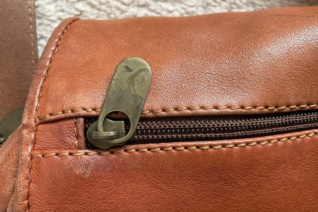 Valentino Garavani Leather Shoulder Bag Brown Made in Italy Vintage Good Condit thumbnail 5