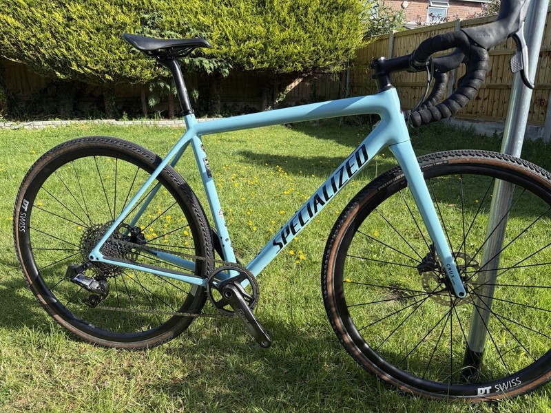 Specialized Crux Carbon Gravel Bike Size 54cm. SRAM Force Axs  2024