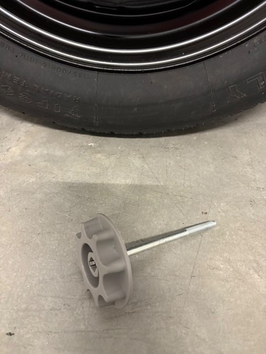 2003-2019 TOYOTA COROLLA Spare Tire Compact Donut OEM T135/80R16 - Picture 4 of 7