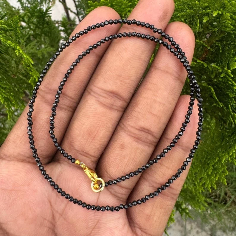 Collar de 24"" con cuentas redondas facetadas de diamantes negros naturales de 2-3 mm Foto 4 de 4