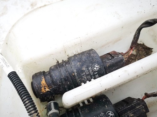 8362154 Waschwasserpumpe, Scheibenreinigung  BMW 5-Series DE1603981-00