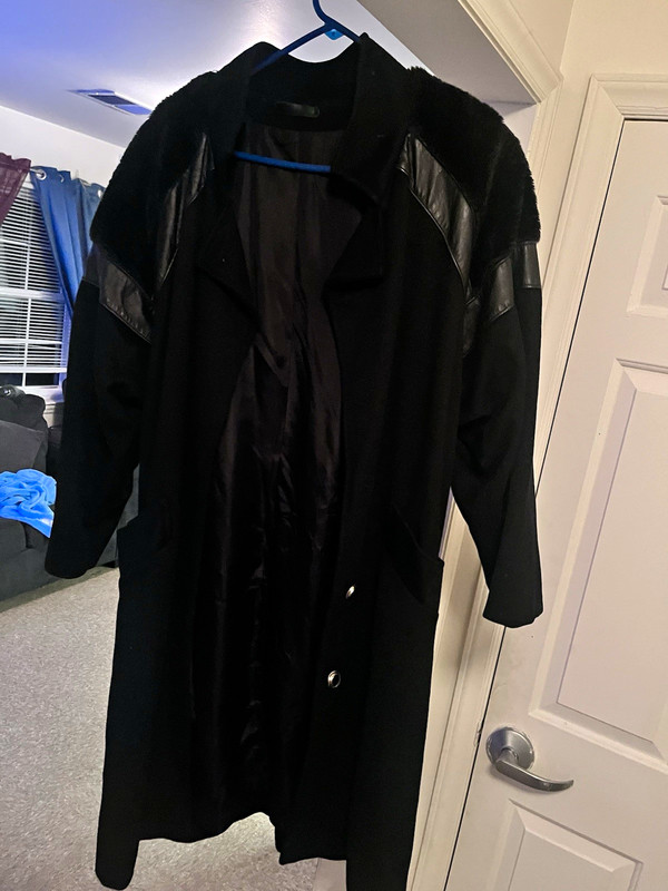 Donnybrook Women's Black Long Overcoat Button Front Lined Collared XL