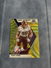 2020 Panini Mosaic Chase Young Gold Wave Prizm NFL Debut Rookie Card RC #ed /17. rookie card picture