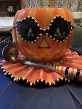 Glitterville “Punchie” Punch Bowl