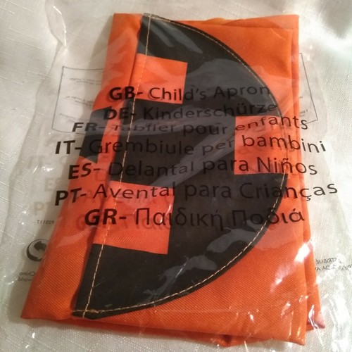 Avon Halloween Childs Orange Fabric Apron New in Packet - Imagen 2 de 4