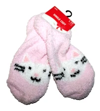 Ladies 1 Pair Light Pink Cat Face Cozy/Fuzzy Ankle Socks - Shoe Size 4-10