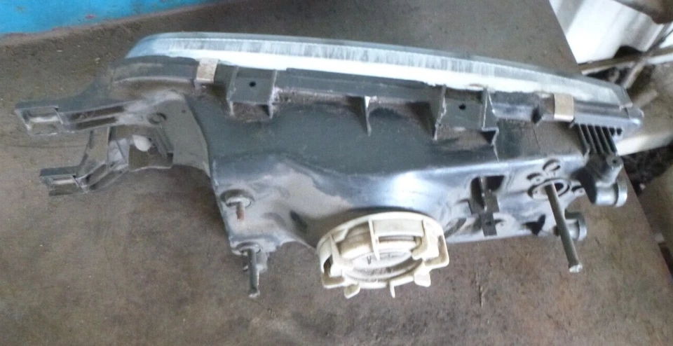 Faro derecho nissan pulsar n15 3/98-00 Foto 2 de 3