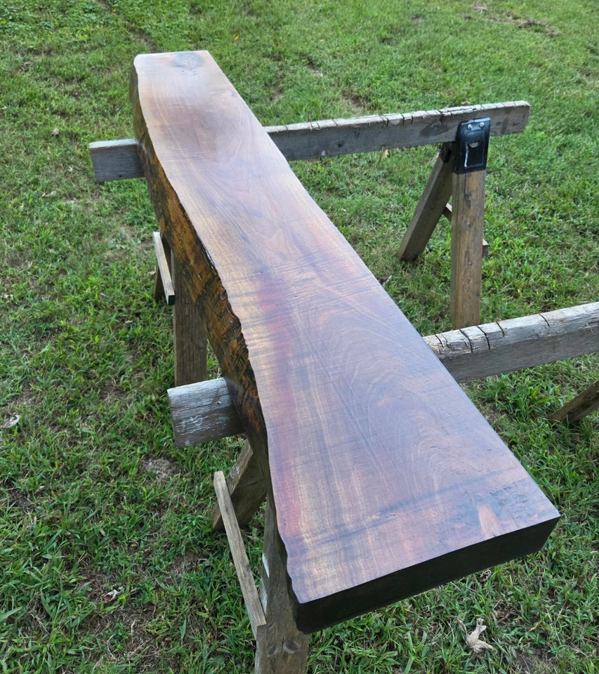 Manto/estante de chimenea sólido pesado hecho a mano negro nogal rústico Foto 2 de 4