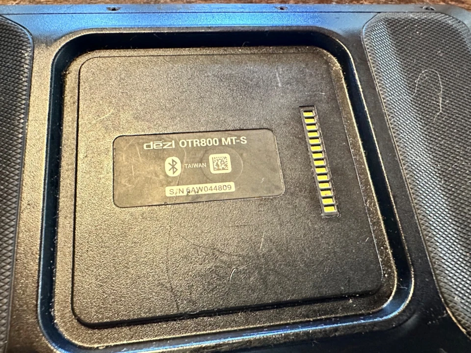 Garmin dezl OTR800 8" Truck GPS Navigation System - Black G213 - Image 4 of 4