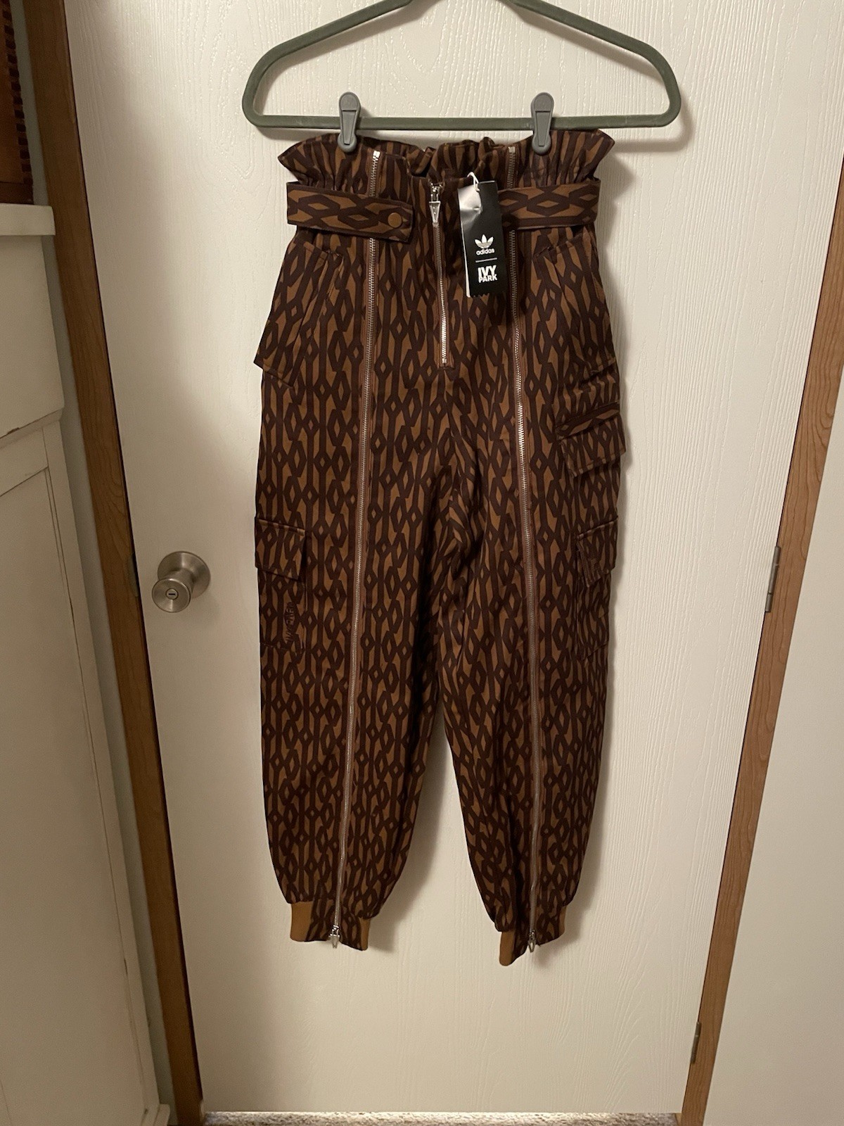 Adidas x IVY PARK Set Cropped Monogram Jacket & Zipper Pants Set RARE SOLD OUT image 3