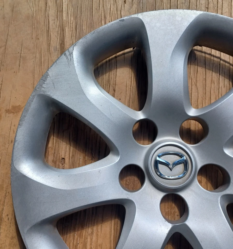 Mazda 3 hubcap 2010- 2013 fits 16" wheels, part # 56555, BBM237170 01 - Image 2 of 4