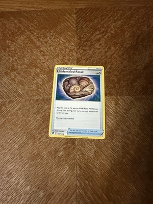 Unidentified Fossil 165/195 Swsh12: Sword & Shield - Silver Tempest Regular NM
