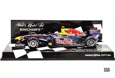 1/43 Red Bull Renault RB7 Vettel Malaysia GP Winner 2011