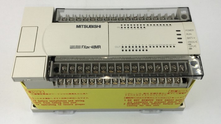 1PCS New Mitsubishi PLC FX2N-48MR-001 FX2N48MR001 In Box 1PCS New Mitsubishi PLC FX2N-48MR-001 FX2N48MR001 In Box