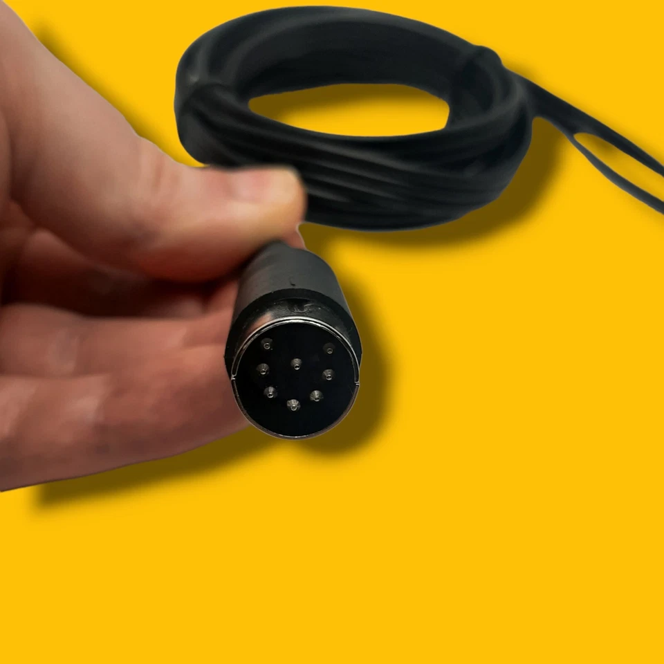 Commodore 64 6ft. Luma and Chroma RCA Mono - Image 3 of 4