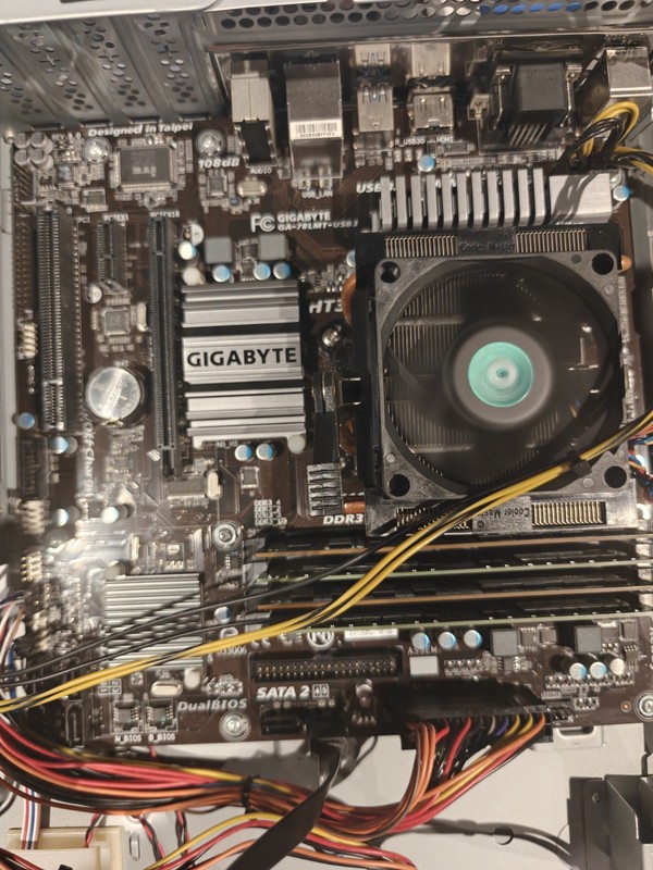GIGABYTE GA-78LMT-USB3 ATX DDR3 Motherboard & AMD FX 4130, 8GB Ram + I/O Shield