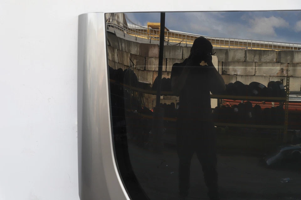 Puerta levadiza tapa maletero Nissan 370Z 09-20 sin alerón gris KMA0M-1EAMC, A858, O Foto 3 de 4