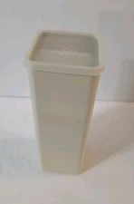 Tupperware Block Cheese Keeper With Lid And Tray Cream Plastic 9.5" 