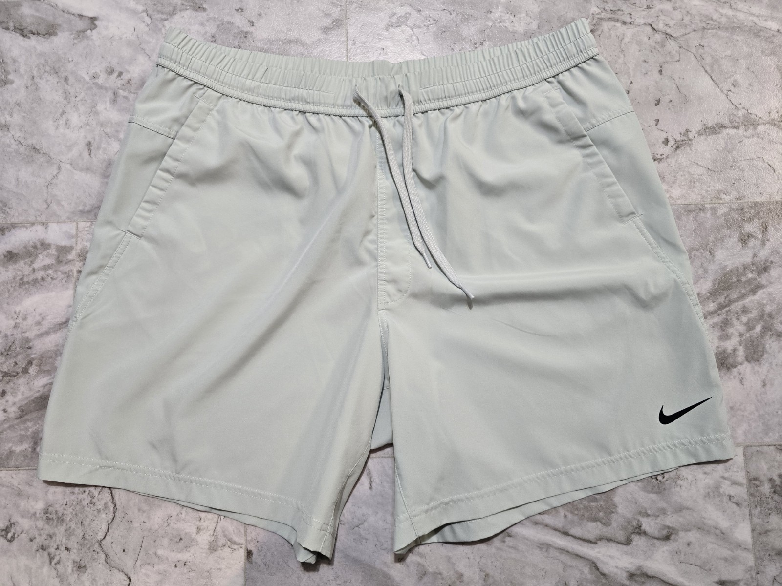 Nike Form Mens Dri-FIT 7" Unlined Versatile Shorts Sz XL DV9857-034 Light Sage