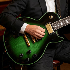 Green Electric Guitar Gold Hardware Rosewood Fretboard Green Binding 6 Strings