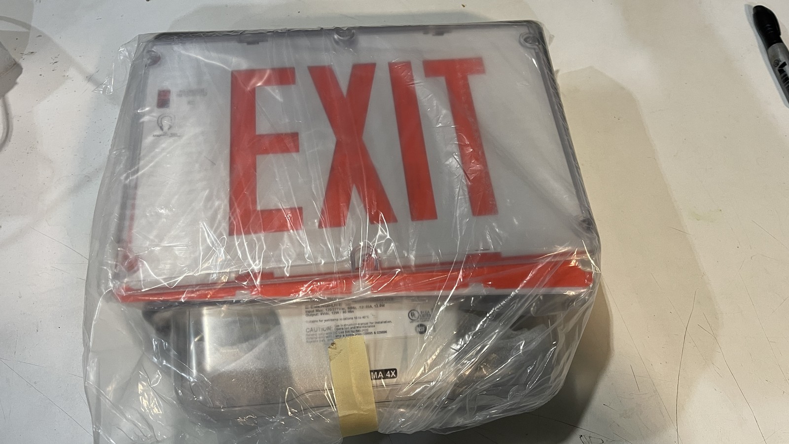 ABB EMERGI-LITE 7TBA127225R0041 WWSVX12N1RDLB Commercial Lighted Exit signs NEW