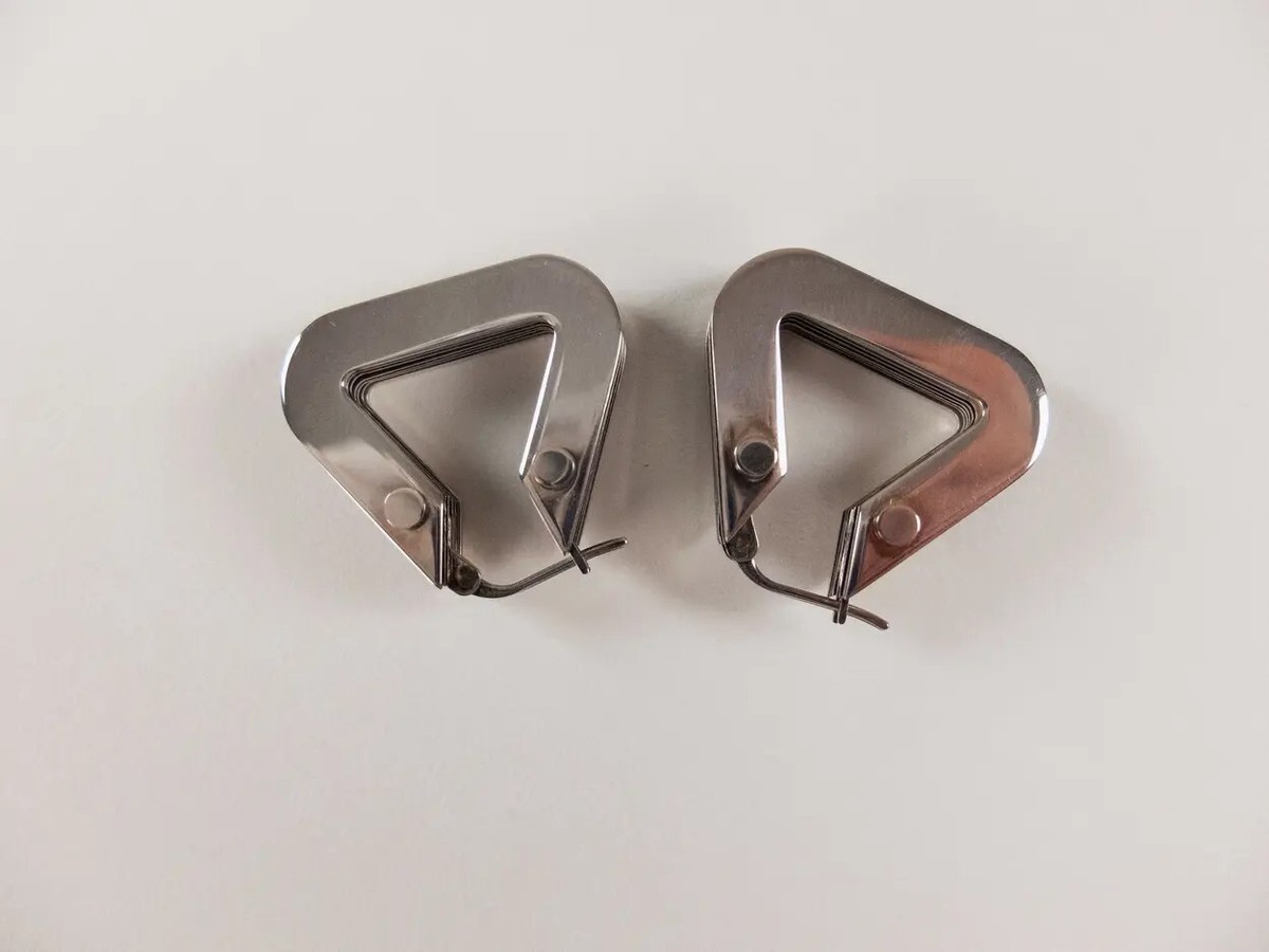 Bottega Veneta BOLT SILVER EARRINGS ピアスタイプ Bottega Veneta BOLT SILVER EARRINGS ピアスタイプ ピアス