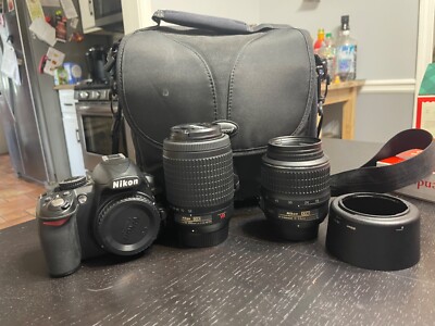 Nikon D3100 with 2 lenses (18-55 and 55-200), Lowepro case Nikon D3100 with 2 lenses (18-55 and 55-200), Lowepro case