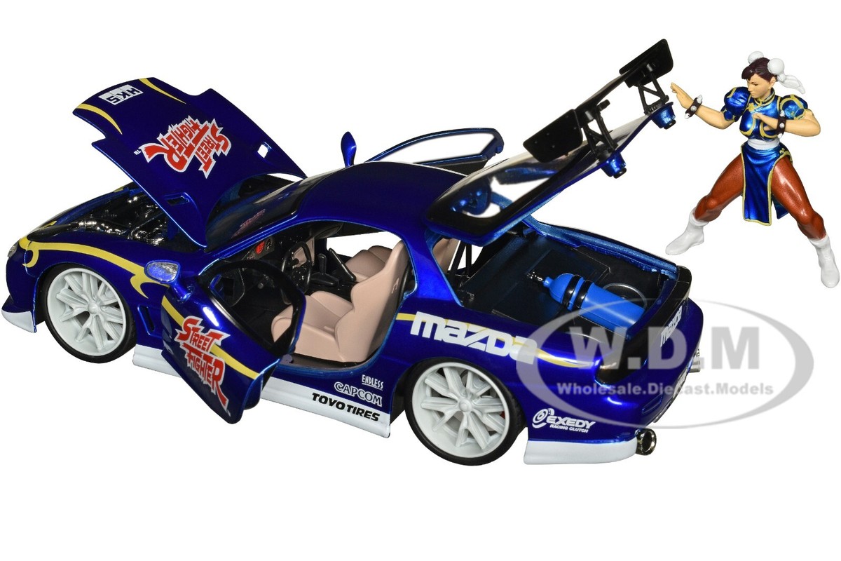 1993 MAZDA RX-7 BLUE & CHUN-LI FIGURE 