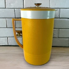 Vintage Sunfrost Therm-o-Ware Gold Pitcher 9.5” with Lid Gold Handle Chicago