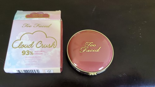 NIB - Too Faced Cloud Crush Blurring Face Blush - VELVET CRUSH - 0.17 oz. - Picture 7 of 7