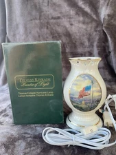 Thomas Kinkade Hurricane Lamp Painter of Light America's Pride w/ Box Avon
